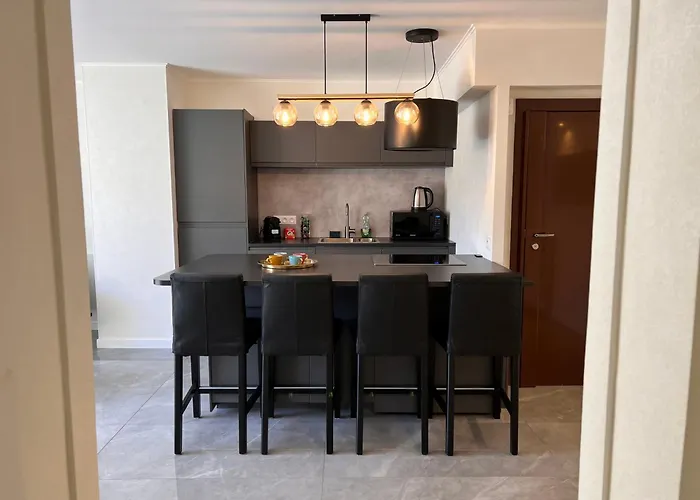 Les Arenes - Cannes Centre, Charmant 2 Pieces Recemment Renove De 45 M2 Avec Sa Terrasse De 10 M2