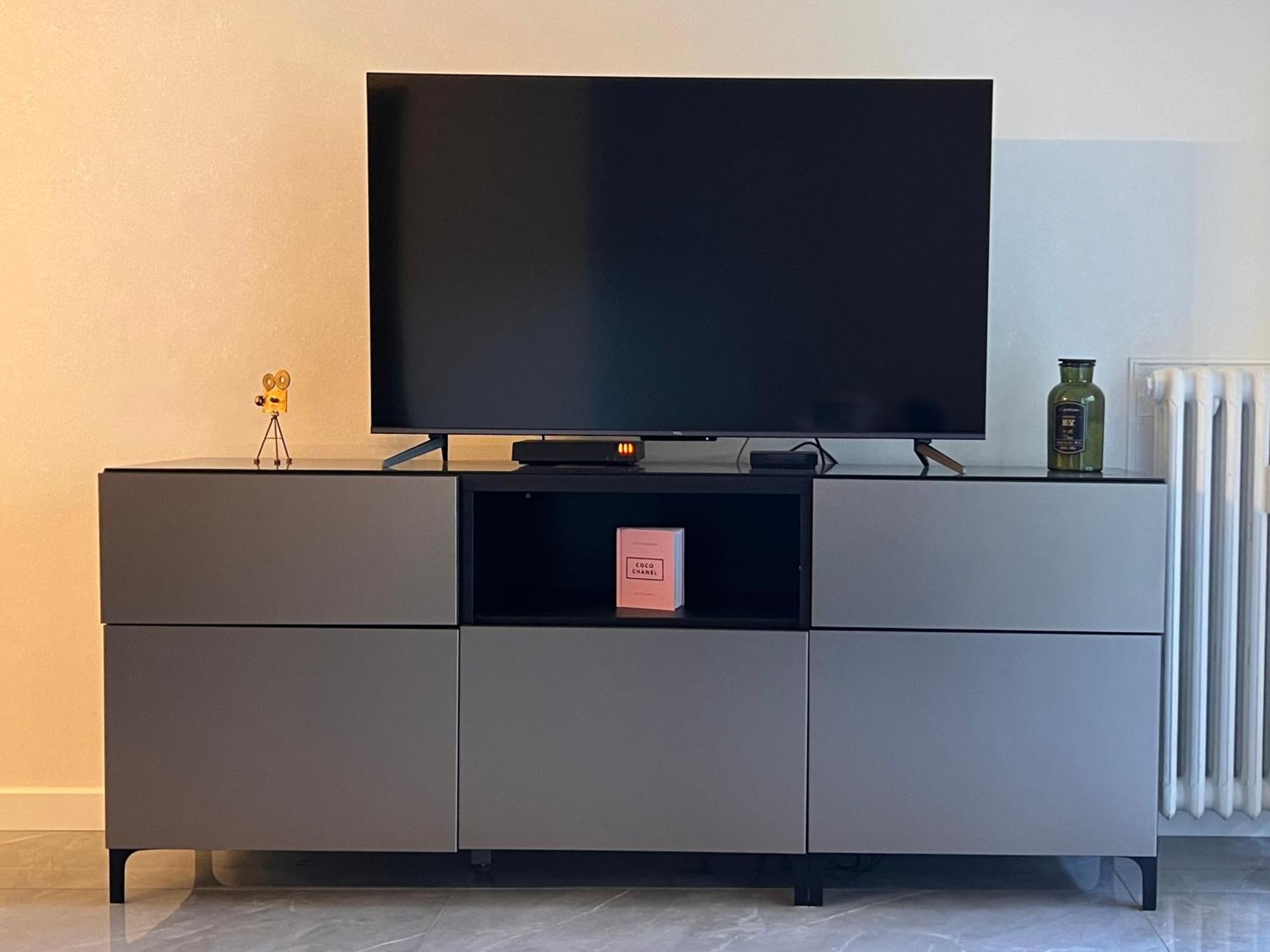 Les Arenes - Centre, 2 Pieces Recemment Renove De 45 M2 Avec Sa Terrasse De 10 M2 Apartment Cannes
